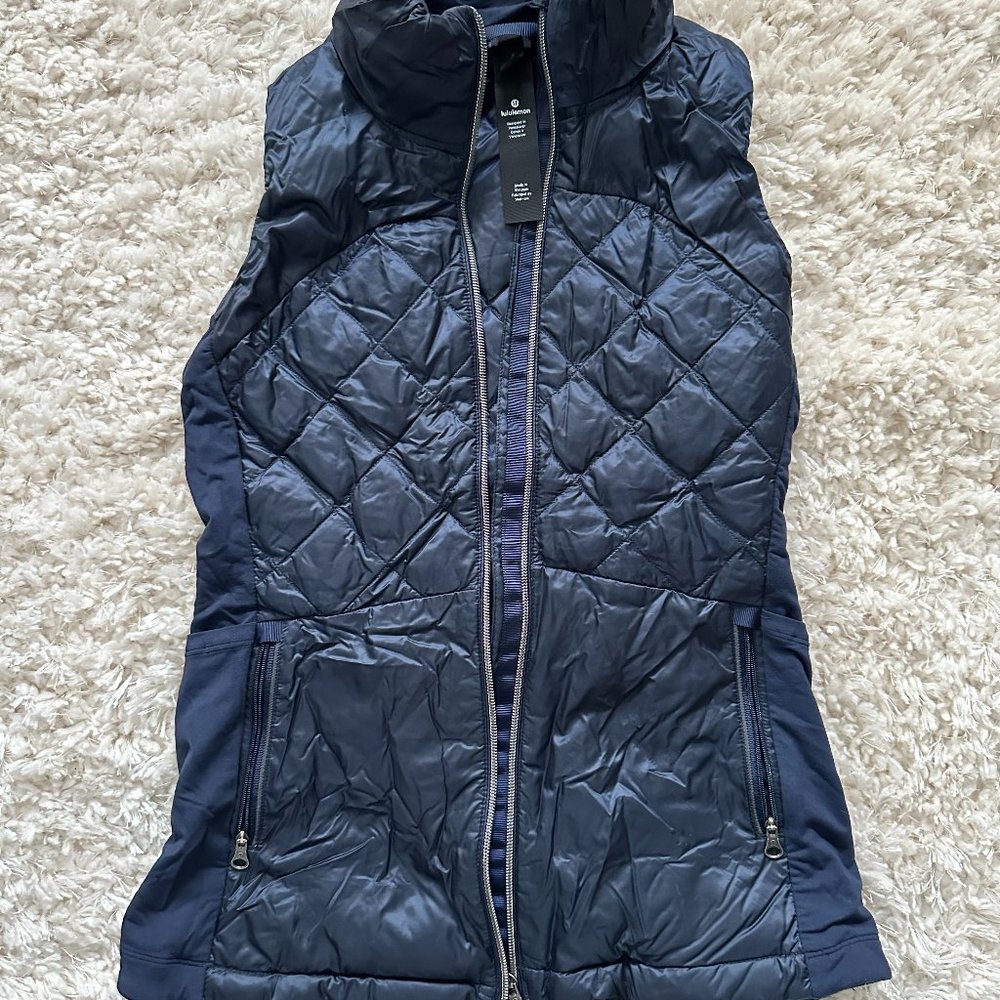 Lululemon Down With it All Vest - navy blue